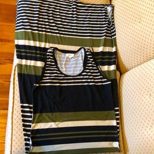 Gorgeous olive green striped maxi dress! Size XL